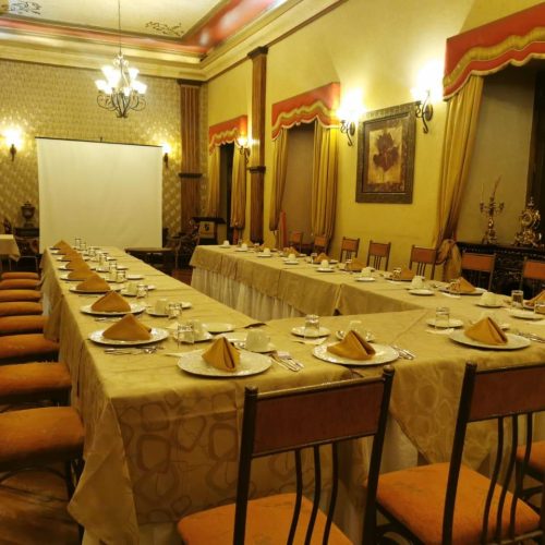 SALON-COLONIAL-CORPORATIVO